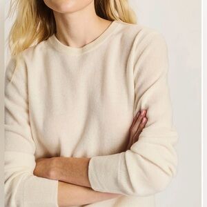 Naadam Crewneck Original Cashmere Sweater. XL. Never worn. Cream color.